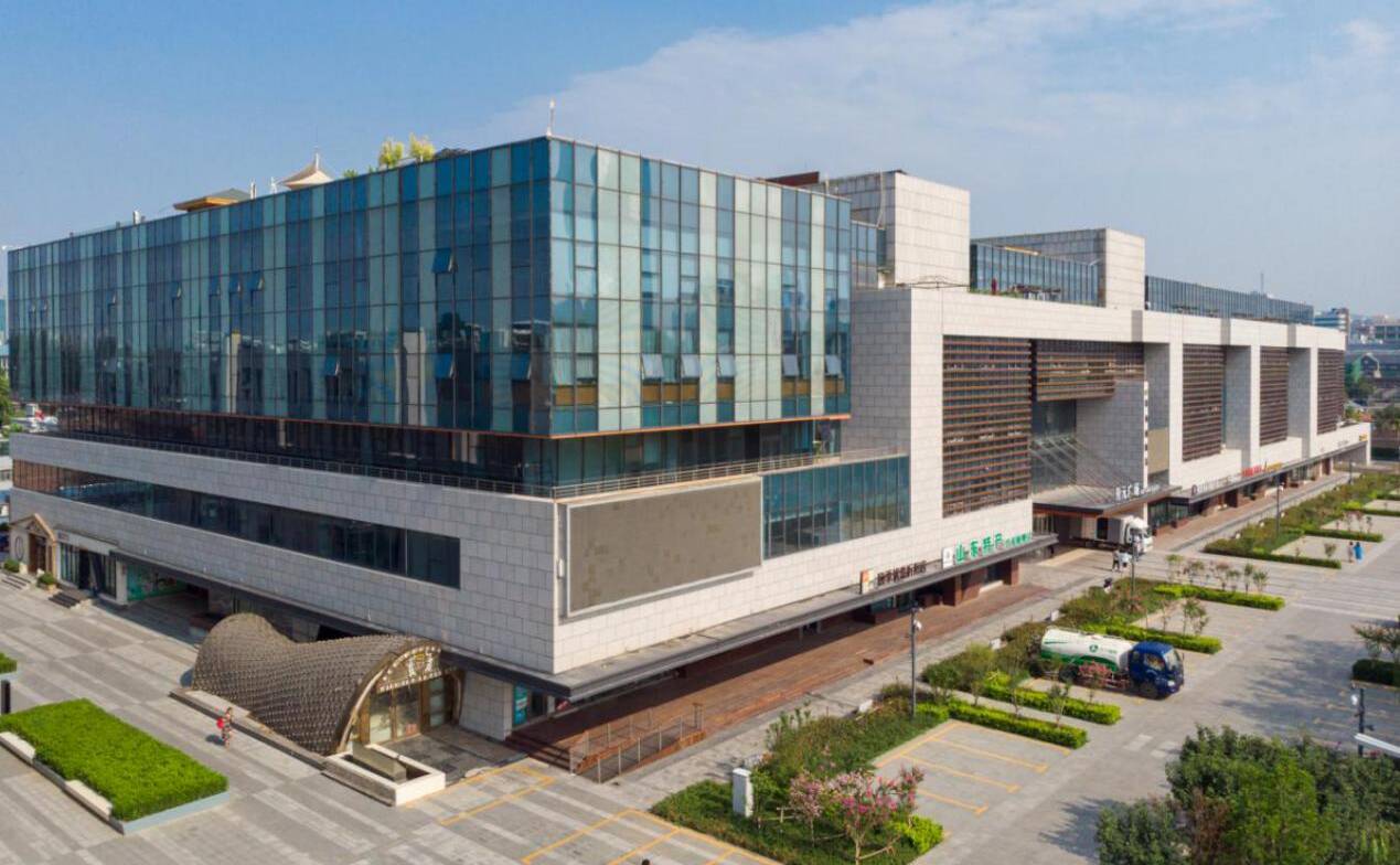 濟(jì)南明湖灣購(gòu)物中心空調(diào)項(xiàng)目